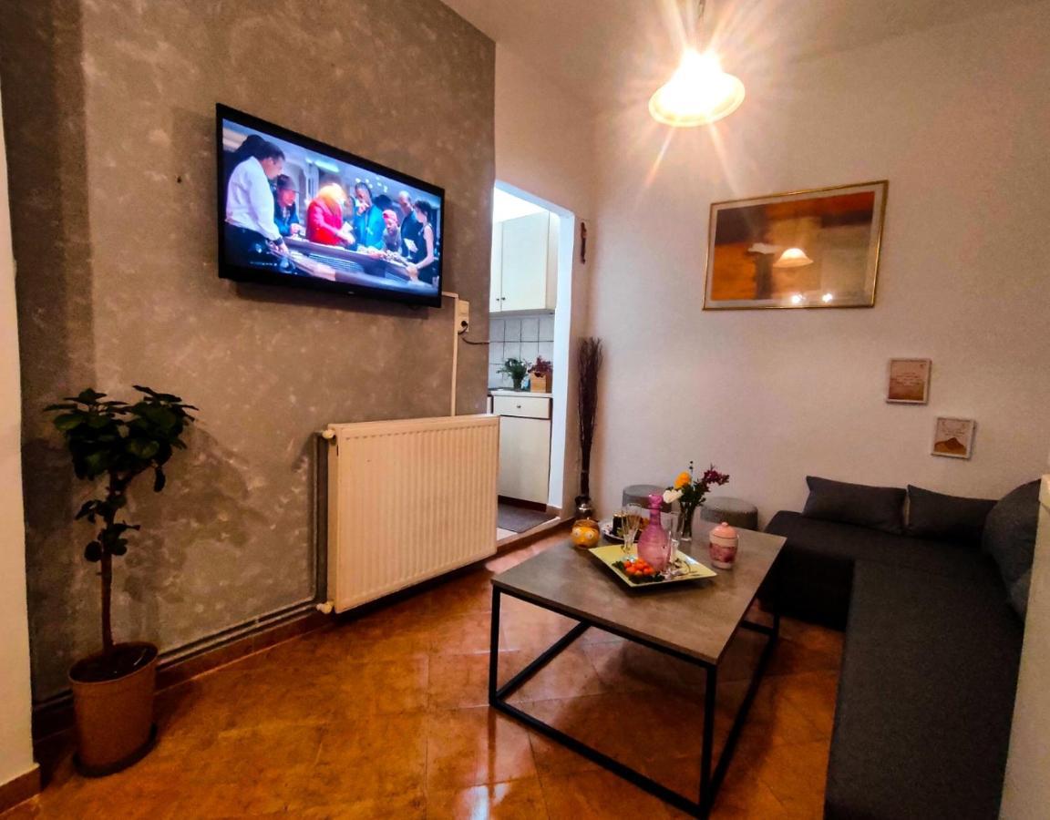 Kastra Bella 2 Bedroom Condo In Corfu Town Εξωτερικό φωτογραφία